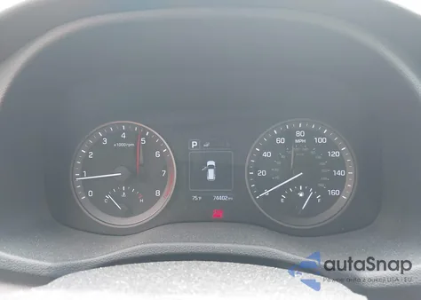 2018 Hyundai Tucson Sport z USA, uszkodzony, nr VIN KM8J3CAL4JU823560